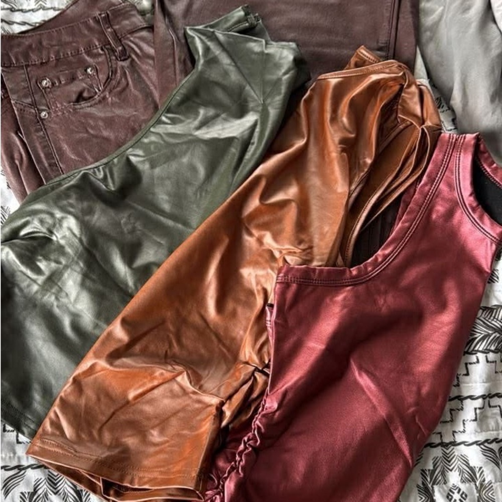 SHEIN Women's Tank Tops - Olive, Copper, Burgundy